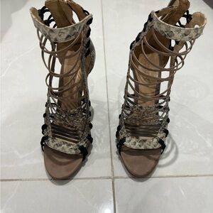 Schultz Stylish Women's Strappy Heels - Black and Tan